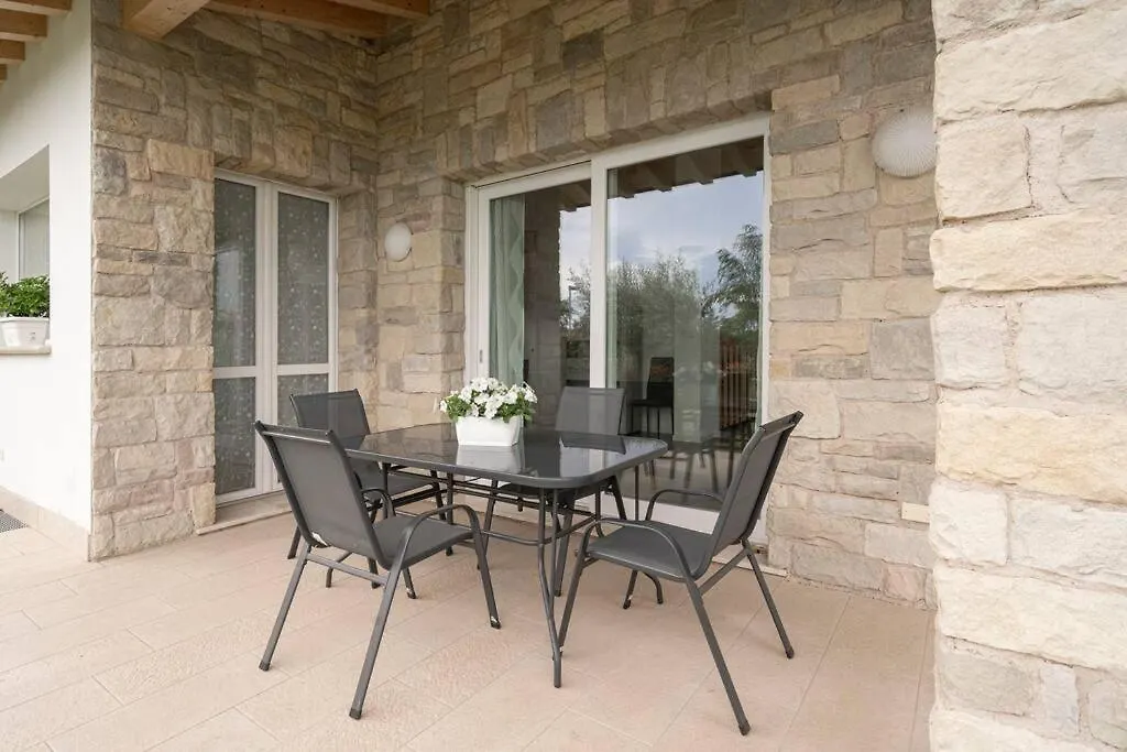 Casa Vincenzo Βίλα San Felice del Benaco 0*,  Ιταλία